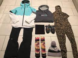 What to Wear to Snowboarding