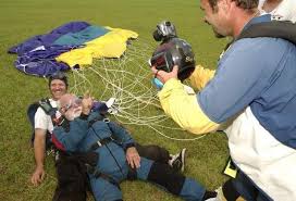 How Many People a Year Die From Skydiving